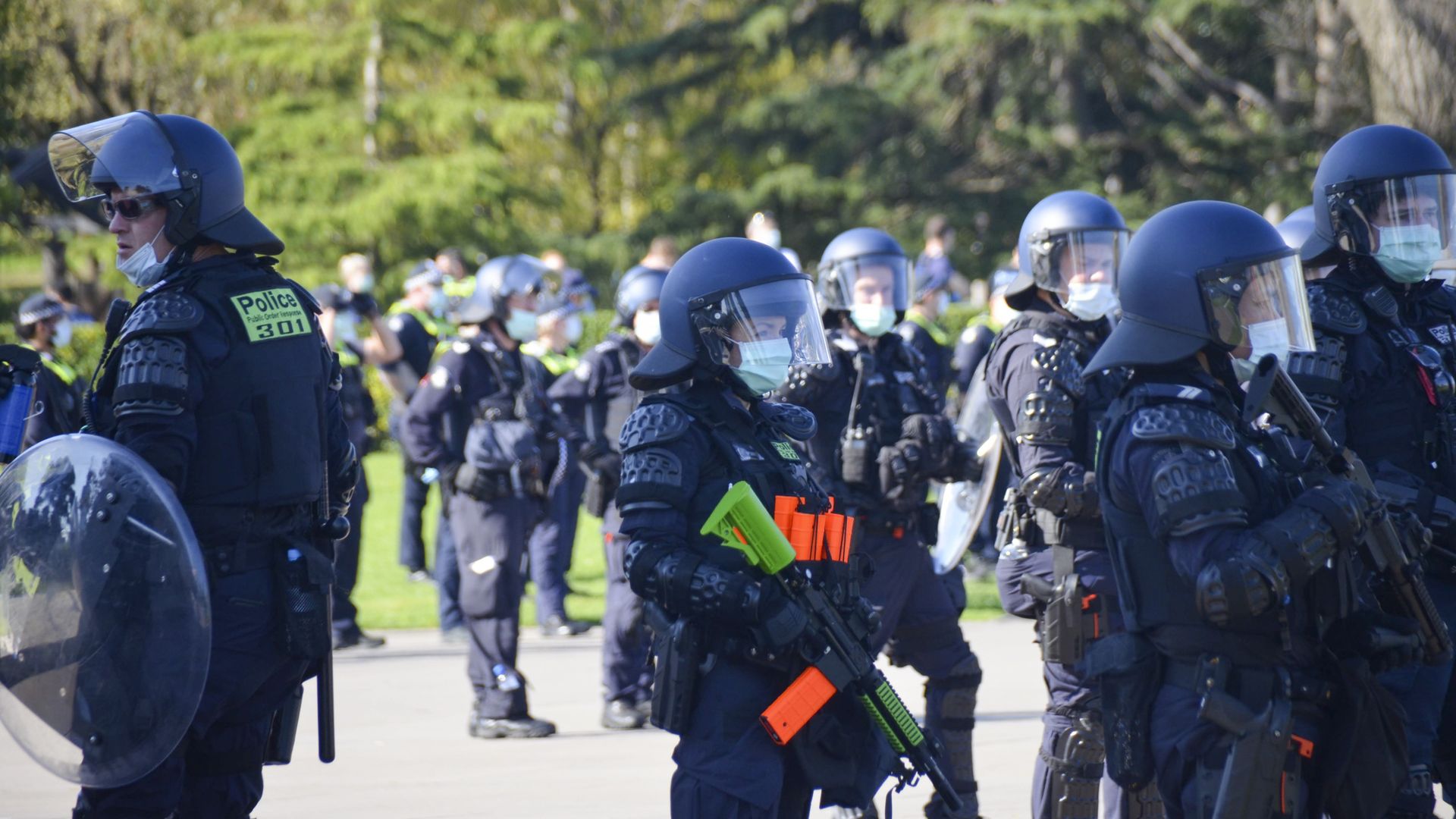 Australians Riot Against Draconian Lockdowns - Liberty Nation News