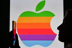 GettyImages-1237654778 Apple