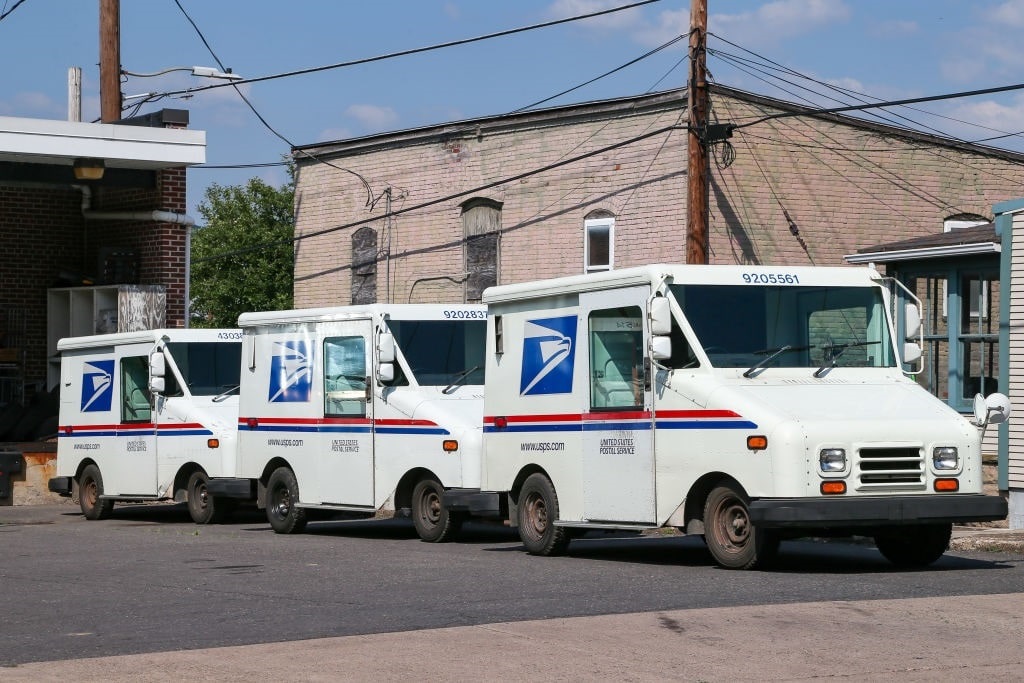 GettyImages-1242027135 mail trucks
