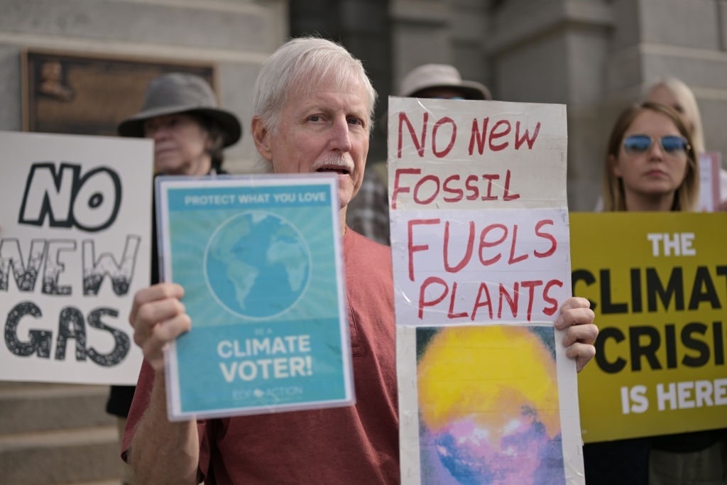GettyImages-1784065707 climate change