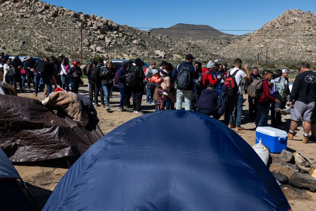 GettyImages-2034647955 immigrants