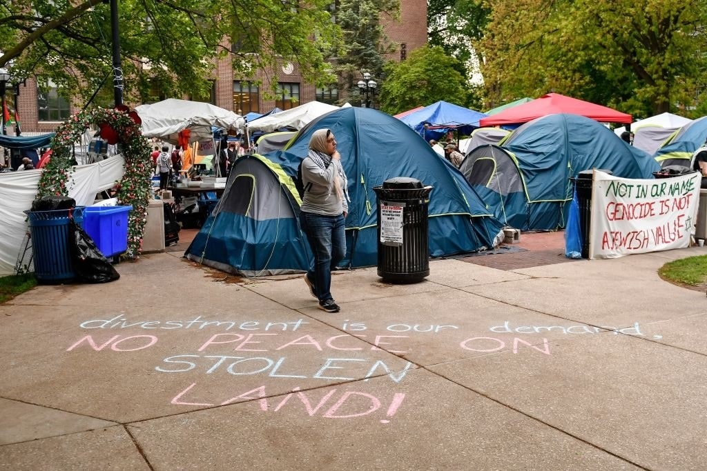 GettyImages-2152328220 protests