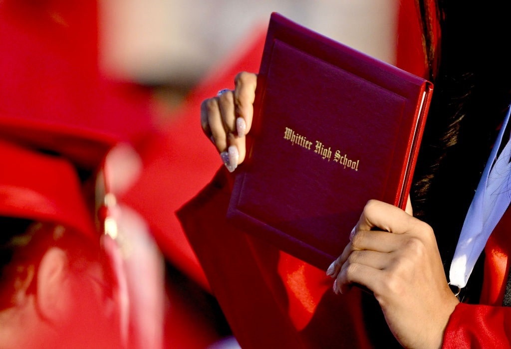 GettyImages-2155472246 diploma