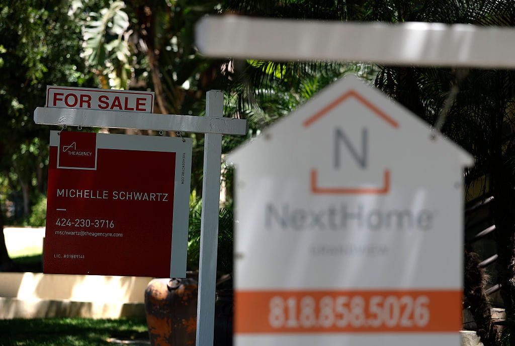 US Home Sellers Facing Evolving Housing Market US Home Sellers Facing Evolving Housing Market