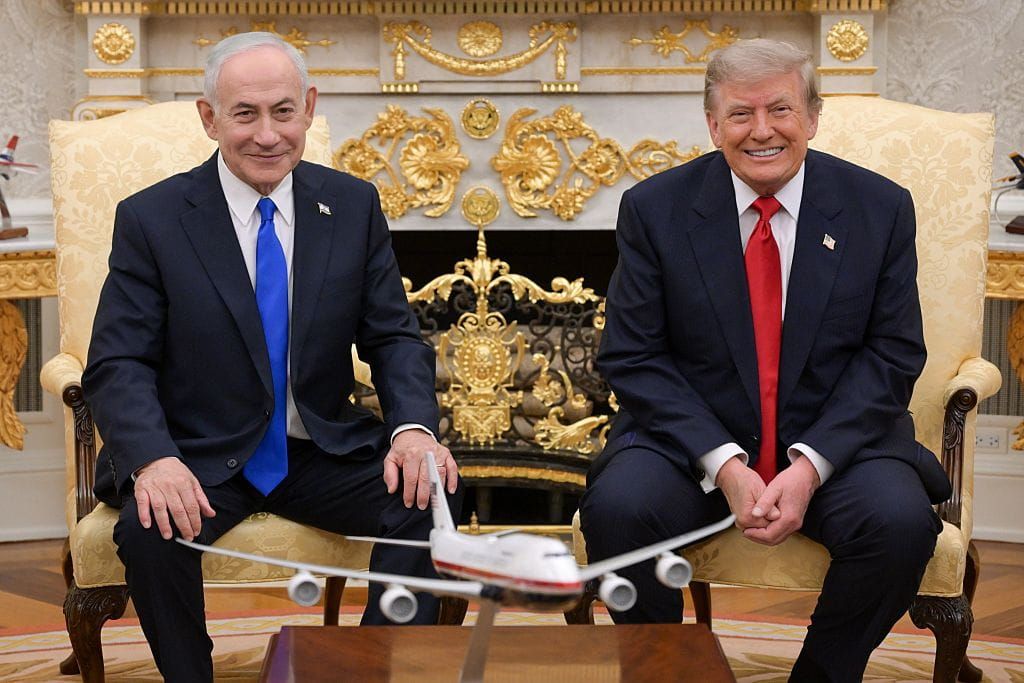 Trump, Netanyahu Meet at White House for High-Stakes Talks